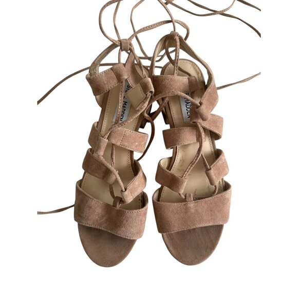 STEVE MADDEN Tan Suede Laceup Kitten Heels Sandals Size 6 - Picture 2 of 9
